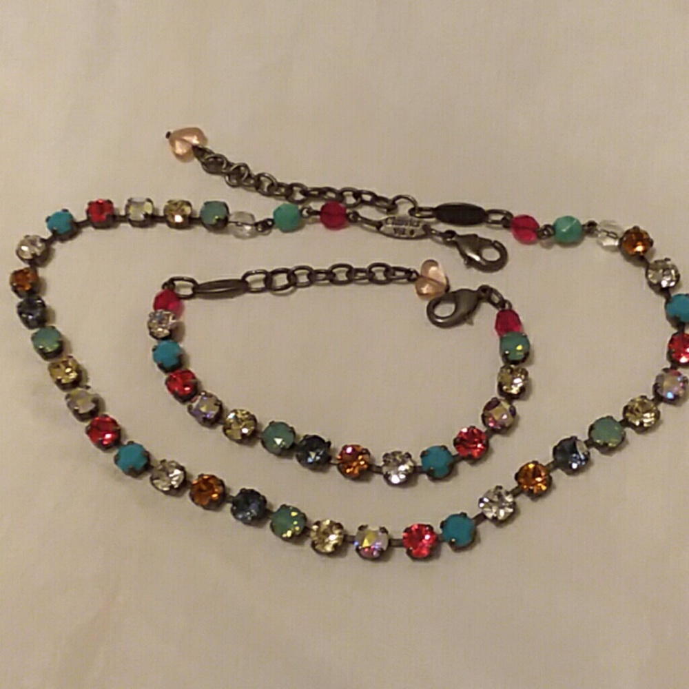 Sabika Joyful London Choker and Bracelet Set